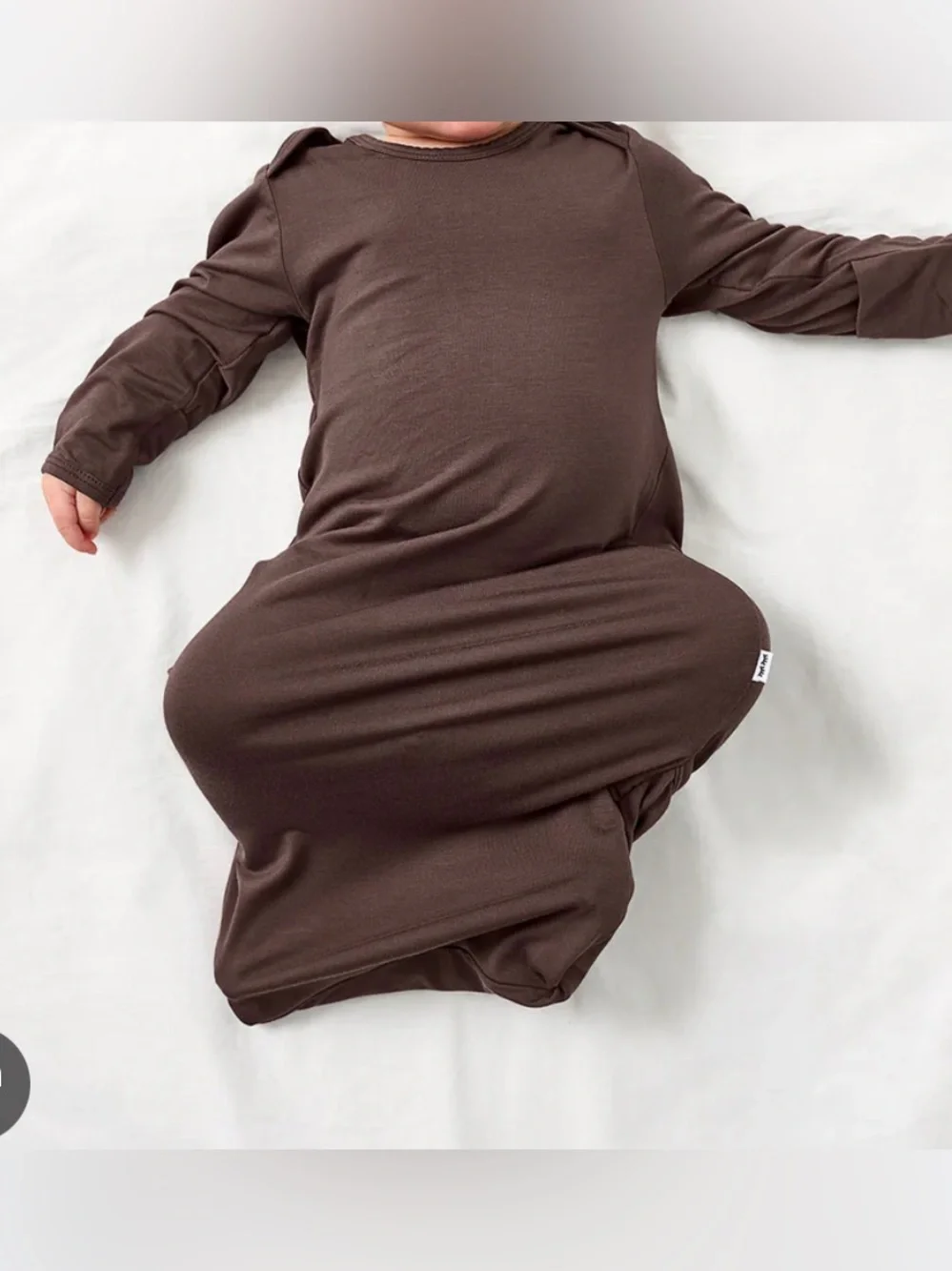 Little Sleepies zippy - dark chocolate